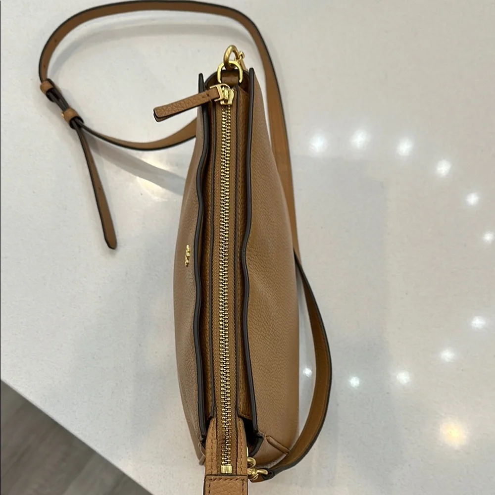 Tory Burch Tan Leather Crossbody Bag - Picture 3 of 9
